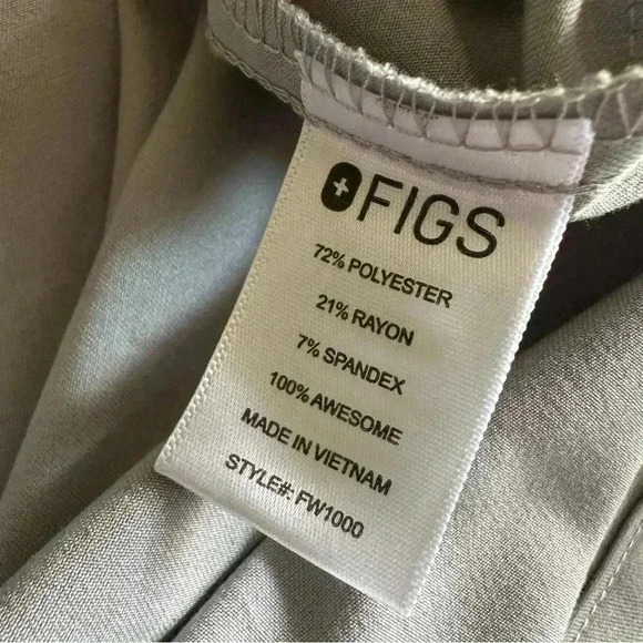 Figs Catarina One Pocket Scrub Top Gray S - Picture 5 of 6